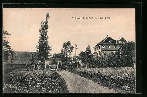 AK Lindach, Schloss Lindach, Ostseite mit Tordurchgang