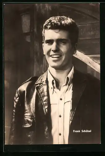 AK Sänger Frank Schöbel in Lederjacke