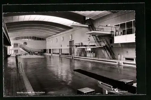 AK Wiesbaden, Grosses Becken im Hallenbad, Mainzer Strasse 144
