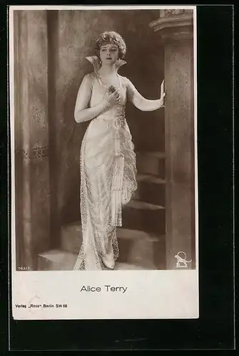 AK Schauspielerin Alice Terry im Abendkleid