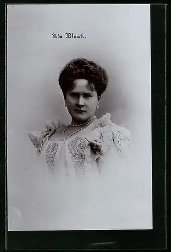 AK Schauspielerin Ada Blanck im Spitzenkleid
