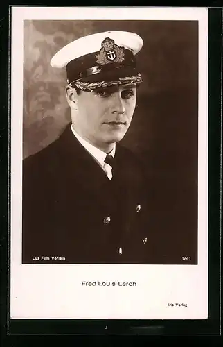 AK Schauspieler Fred Louis Lerch mit Kapitänsmütze