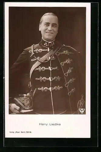 AK Schauspieler Harry Liedtke in Uniform