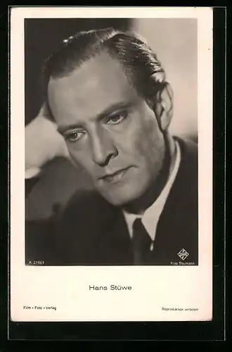 AK Schauspieler Hans Stüwe mit ernstem Blick