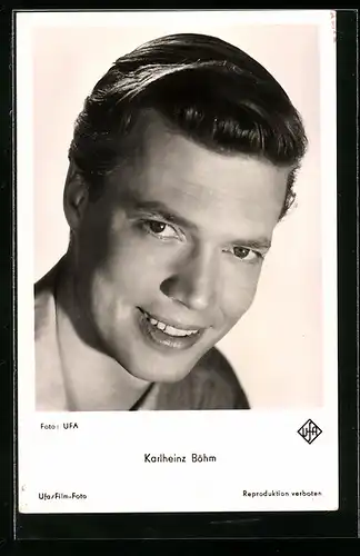 AK Schauspieler Karlheinz Böhm mit strahlendem Lächeln