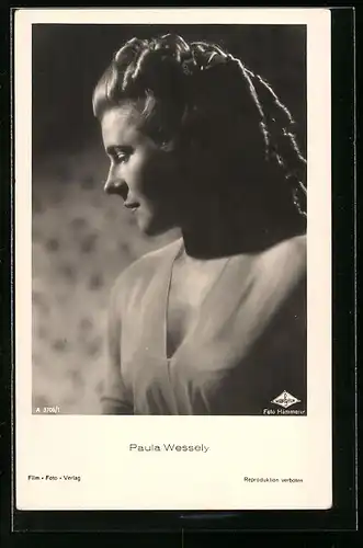 AK Schauspielerin Paula Wessely seitlich blickend