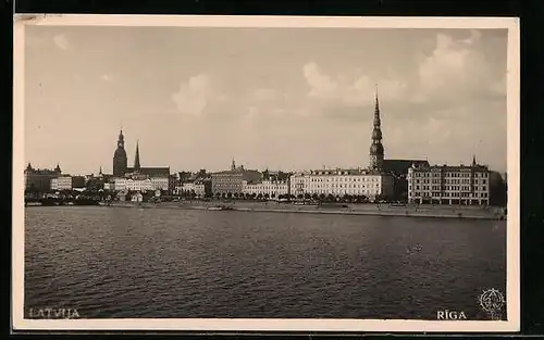 AK Riga, Panorama der Stadt hinter Wasser
