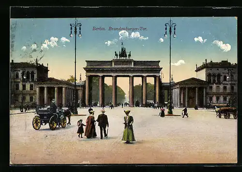 AK Berlin, Brandenburger Tor und Pariser Platz