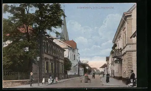 AK Oggersheim, Schillerstrasse mit Passanten