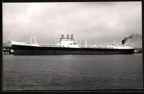 Fotografie Tankschiff Fjordaas im Hafen