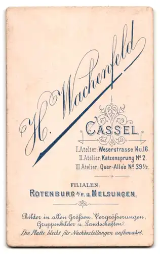 Fotografie H. Wachenfeldt, Cassel, Weserstrasse 14, bürgerliches Ehepaar in Festtagskleidung