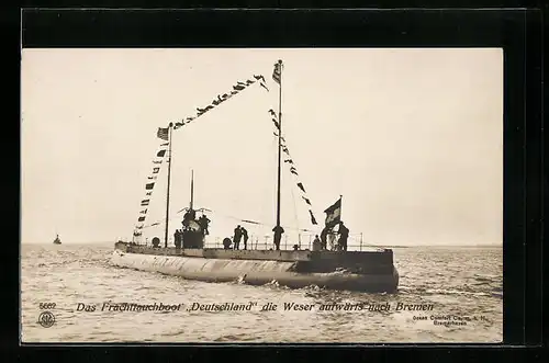 AK Das Frachttauchboot Deutschland in Flaggengala die Weser aufwärts nach Bremen fahrend