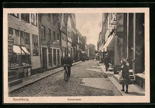AK Rendsburg, Partie in der Hohestrasse, mit Radfahrer