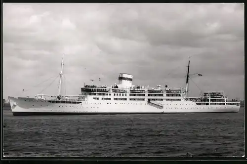 Fotografie Passagierschiff - Dampfer Baltika auf See