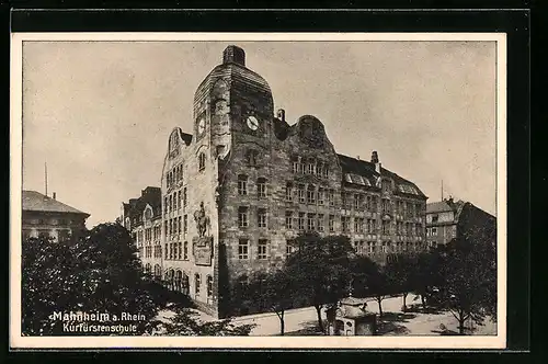 AK Mannheim a. Rhein, Strassenpartie an der Kurfürstenschule
