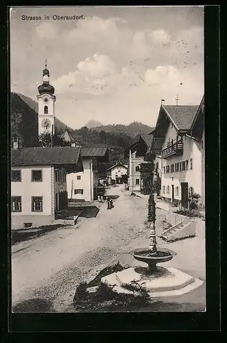 AK Oberaudorf, Marktplatz mit Kirche