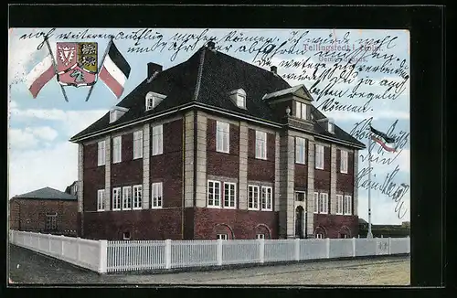 AK Tellingstedt i. H., Gemeindehaus von der Strasse gesehen, Fahnen und Wappen