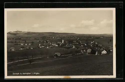 AK Durach bei Kempten /Allg., Ortsansicht mit Landstrasse aus der Vogelschau