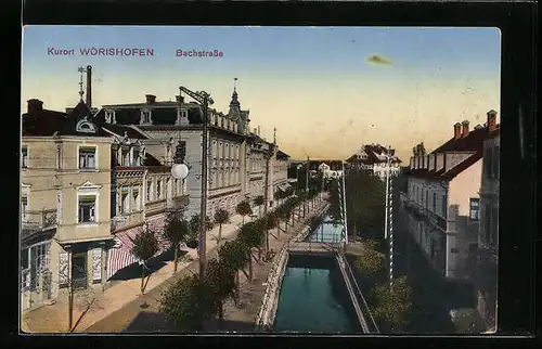 AK Wörishofen, Bachstrasse mit Wohnhäusern am Fluss