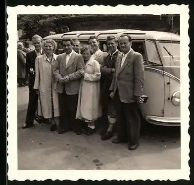 Fotografie Auto VW Bulli T1, Volkswagen Kleinbus in Lindau