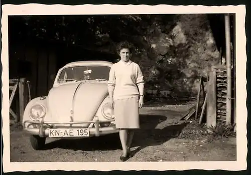 Fotografie Auto VW Käfer, Hausfrau & Volkswagen PKW