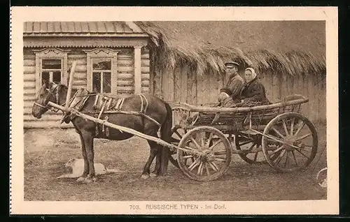 AK Russische Familie in einer Pferdekutsche