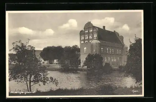 AK Hesselagergaard, Blick über den Teich auf das Schloss