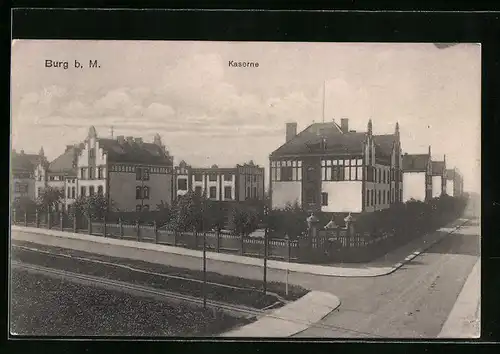 AK Burg bei M., Strasseneck an der Kaserne