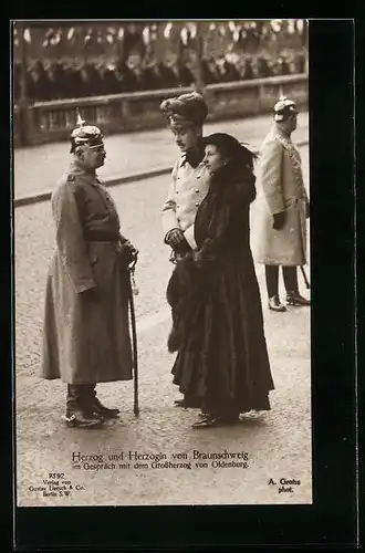 AK Herzog und Herzogin von Braunschweig im Gespräch mit dem Grossherzog von Oldenburg