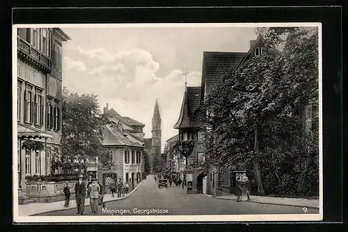 AK Meiningen, Georgstrasse mit Passanten