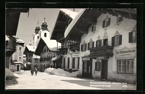 AK St. Johann, Speckbacherstrasse mit Sparkassenverein im Winter