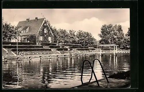 AK Burg bei Magdeburg, Schwimmbad