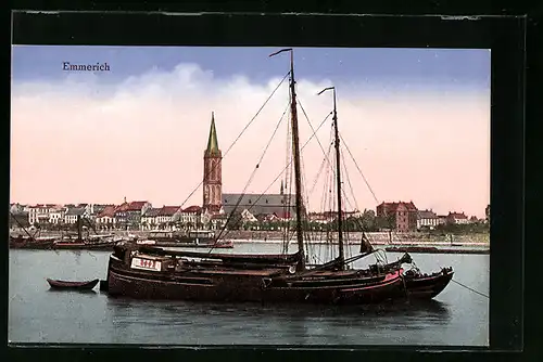 AK Emmerich, Ortspartie mit Kirche vom Fluss aus gesehen