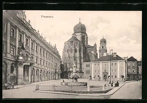 AK Passau, Stadtplatz mit Brunnen und Kirche