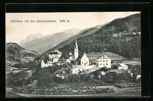 AK Gufidaun, Gesamtansicht mit den Geislerspitzen