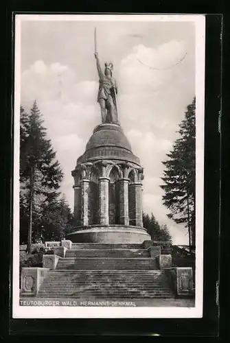AK Detmold, Hermanns-Denkmal im Teutoburger Wald