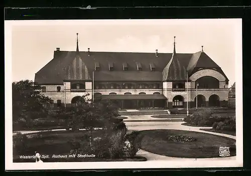 AK Westerland /Sylt, Rathaus mit Stadthalle