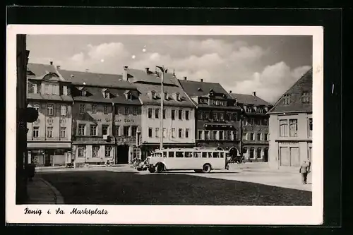 AK Penig i. Sa., Marktplatz mit Gasthaus Goldener Stern