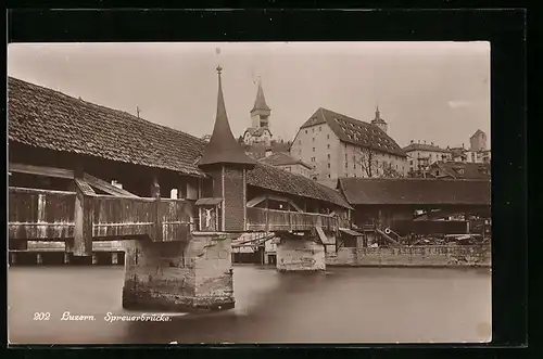 AK Luzern, an der Spreuerbrücke