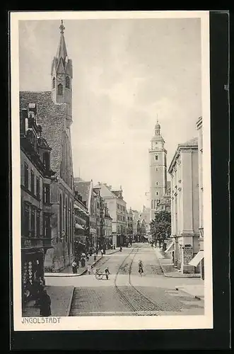 AK Ingolstadt, Strassenpartie mit Blick auf die Kirche