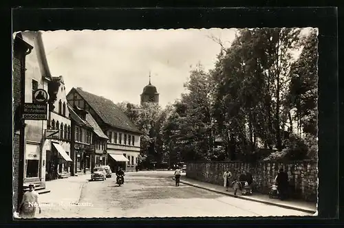 AK Neuhaus, Blick in die Residenzstrasse