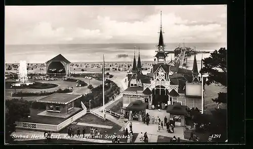 AK Heringsdorf / Seebad, Kuranlagen mit Seebrücke