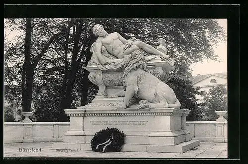 AK Düsseldorf, Kriegerdenkmal mit Kranz