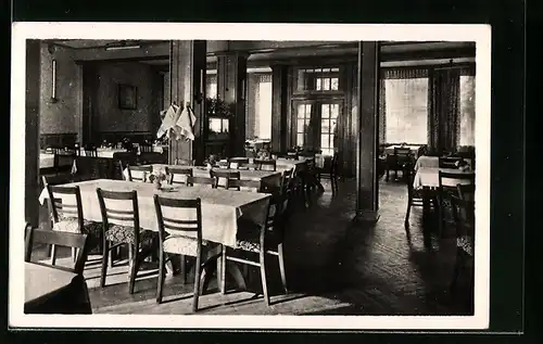 AK Langensalza, Innenansicht des Speisesaales im Ernst Thälmann-Haus