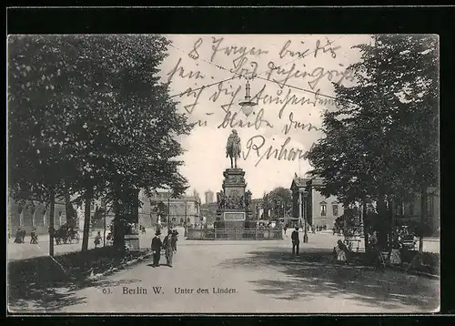 AK Berlin, Unter den Linden mit Passanten