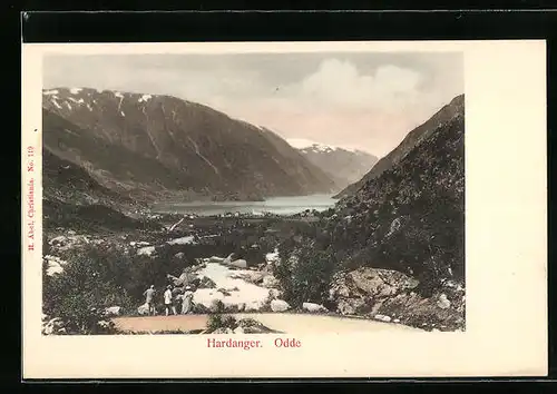 AK Odde /Hardanger, Blick auf den Ort und den Fjord