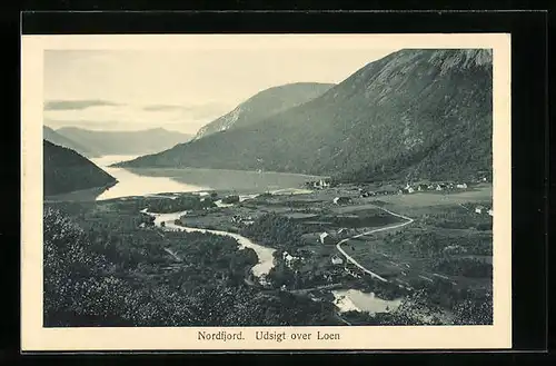 AK Loen /Nordfjord, Blick auf den Ort und das Fjord