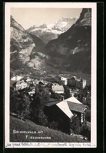 AK Grindelwald, Ortsansicht mit Fiescherhorn