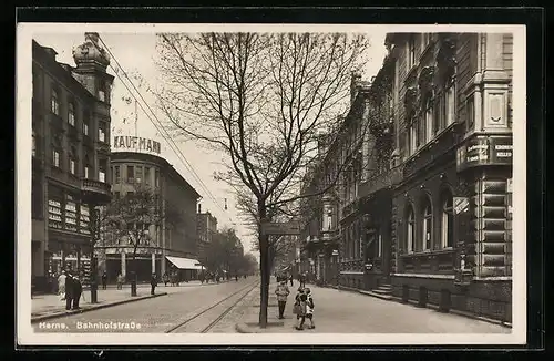 AK Herne, Bahnhofstrasse mit Kaufhaus Kaufmann