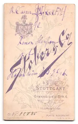 Fotografie Stober & Co., Stuttgart, kopulenter Student R. Qäesar, im Wichs mit Couleur und Fuchsschwanz, 1896